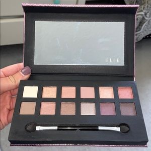 ELLE eyeshadow pallet